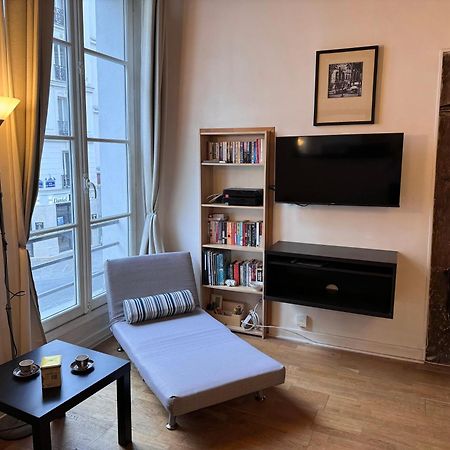 Appartement Typique Parisien Au Coeur Du Marais Εξωτερικό φωτογραφία